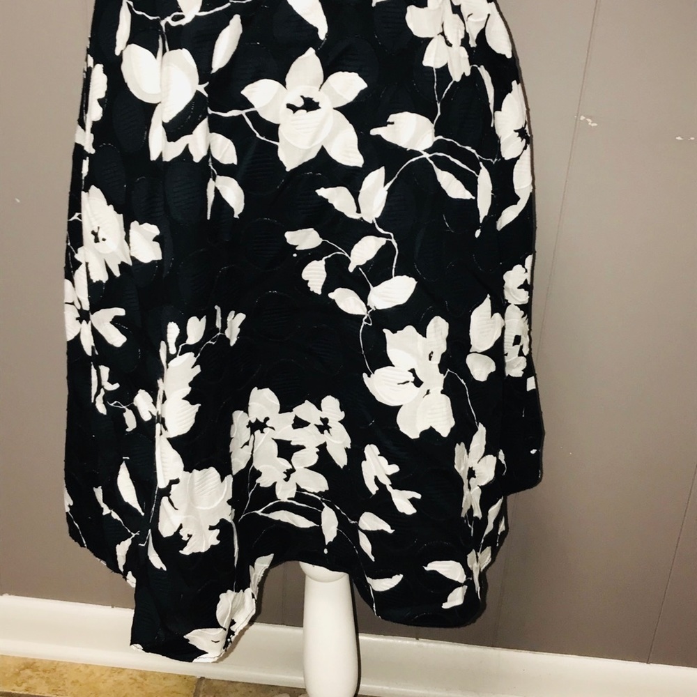 PS...Style Floral Dress - Picture 7 of 8